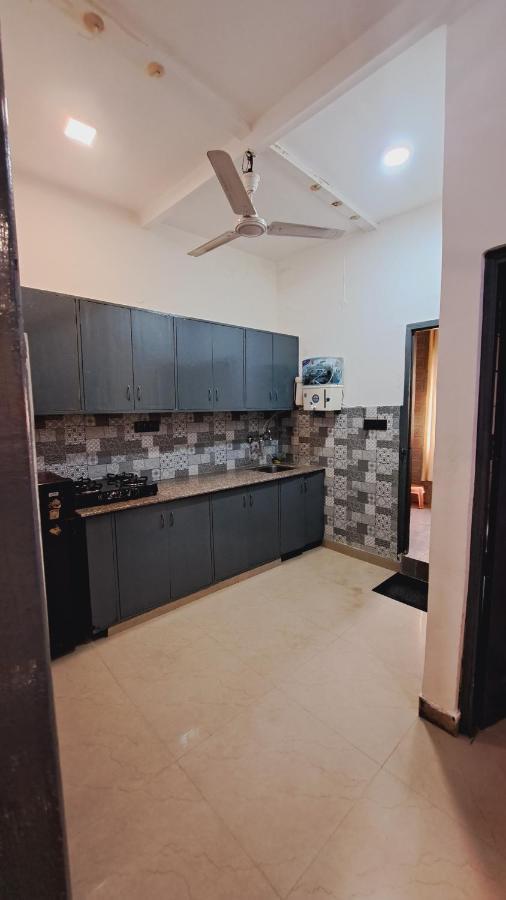 Sufi Khandar Home Stay Neu-Delhi Exterior foto
