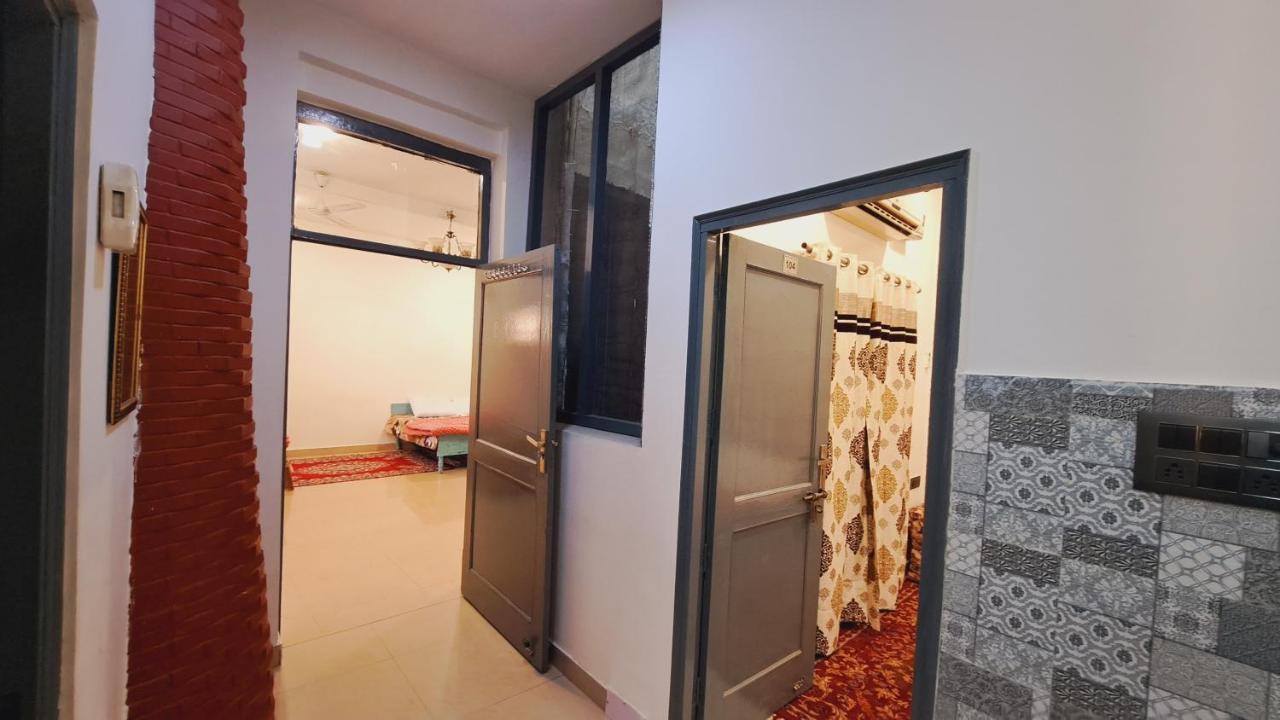 Sufi Khandar Home Stay Neu-Delhi Exterior foto